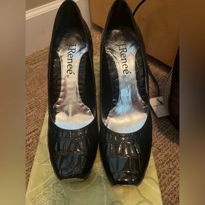 J. Renee Sienna Exotic Print Heels. Black. Size 8.5